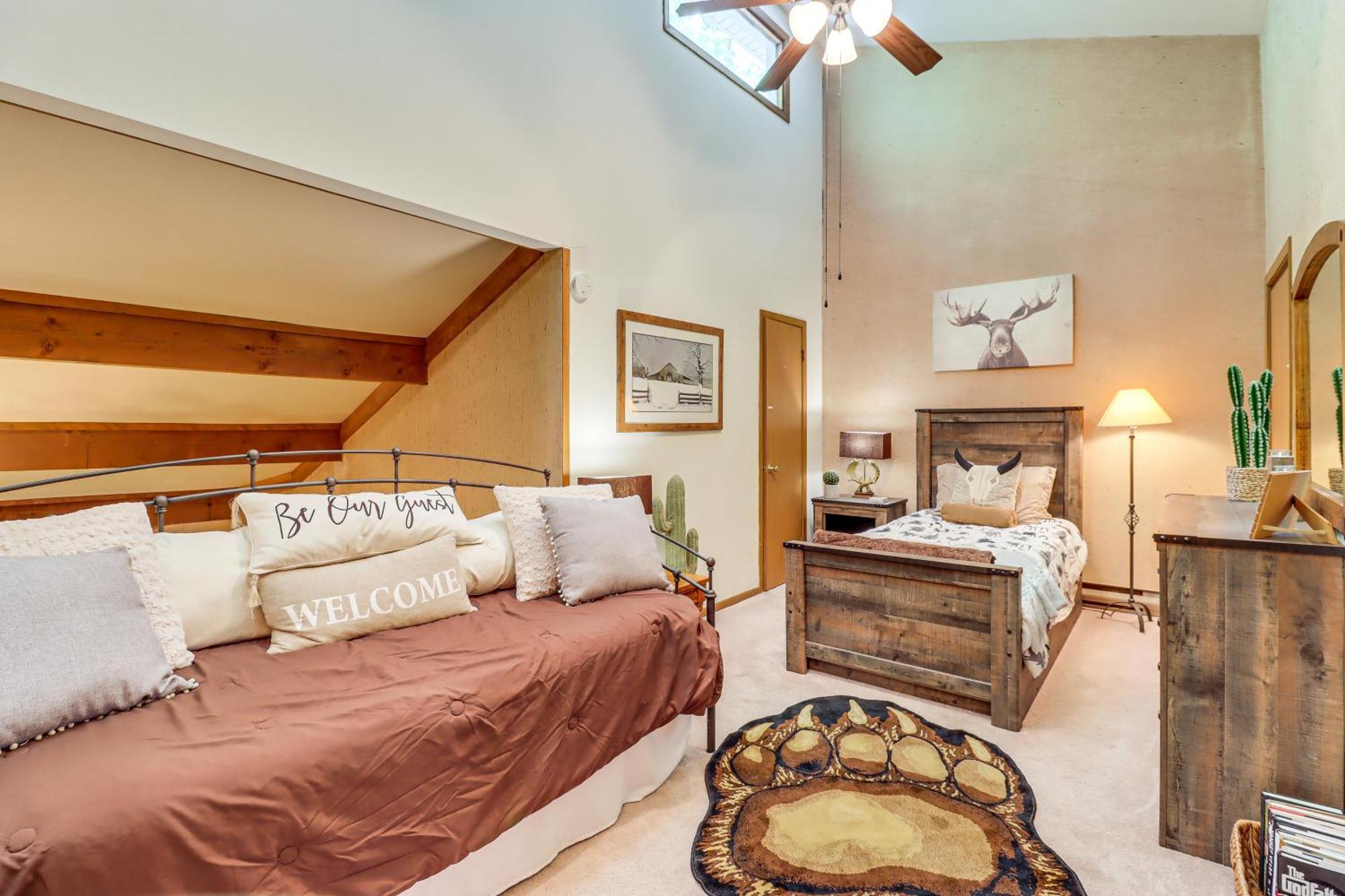 Hébergement de vacances Harmony Townhome Walk To Restaurants! *