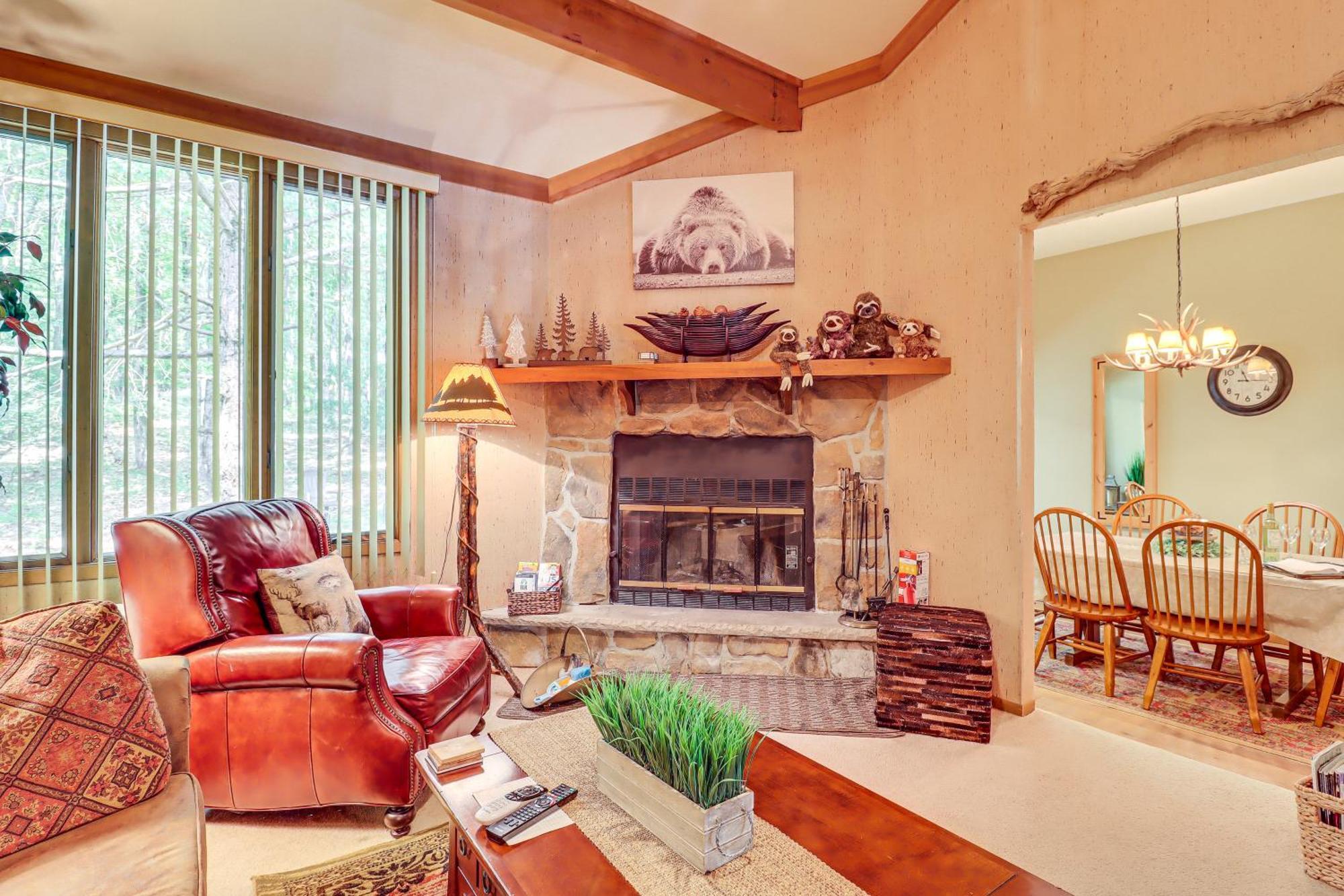 Harmony Townhome Walk To Restaurants! Lake Harmony